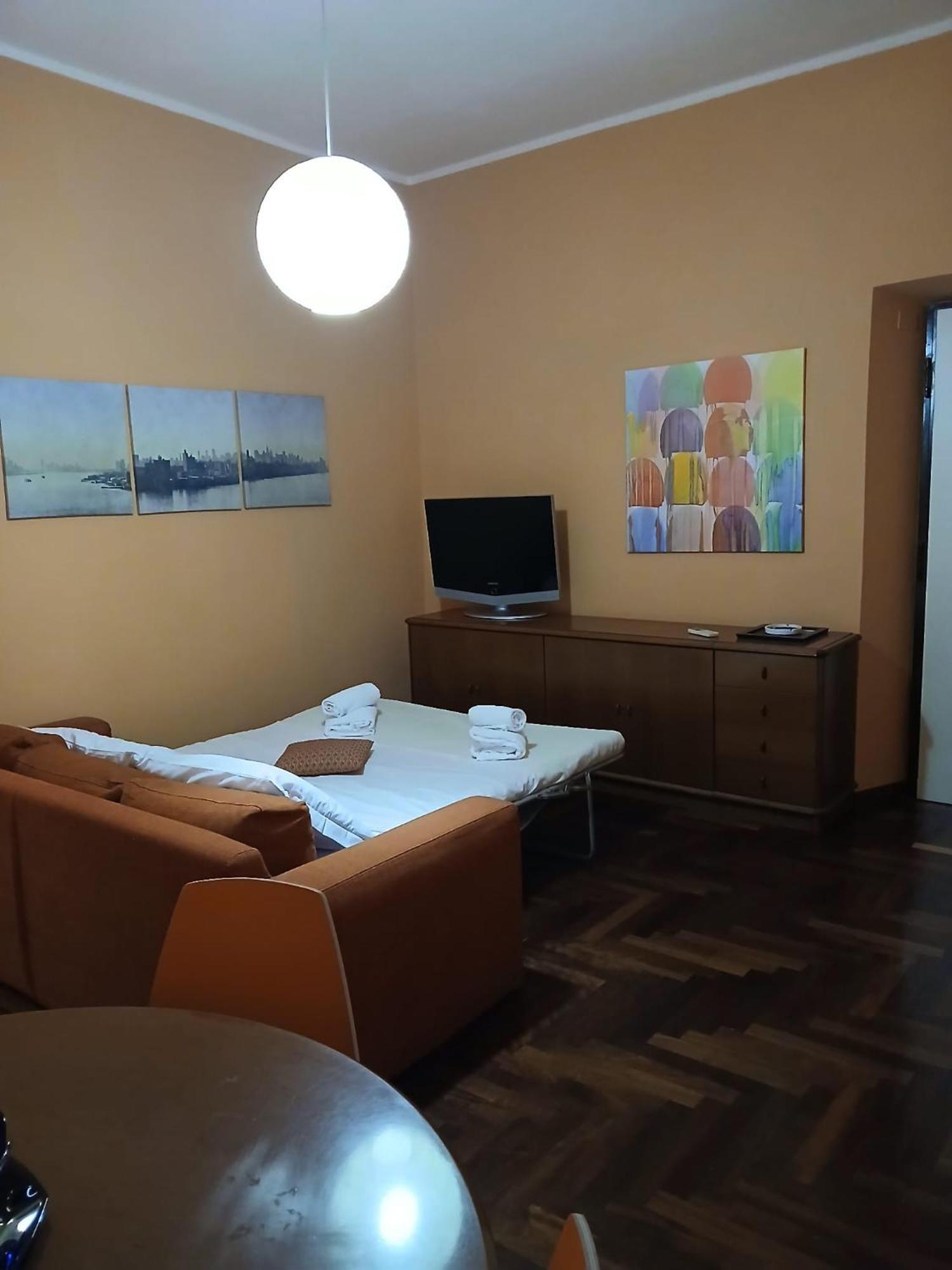 Casa Anna - Vatican & Metro Ottaviano Apartment *